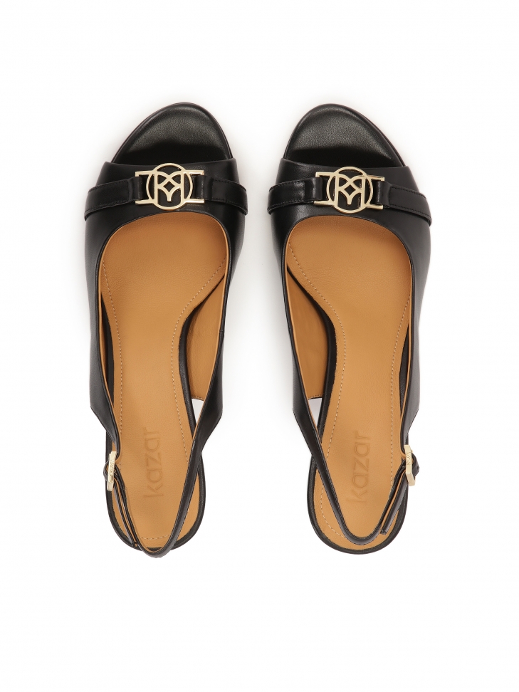 Czarne sandały z monogramem KAZAR