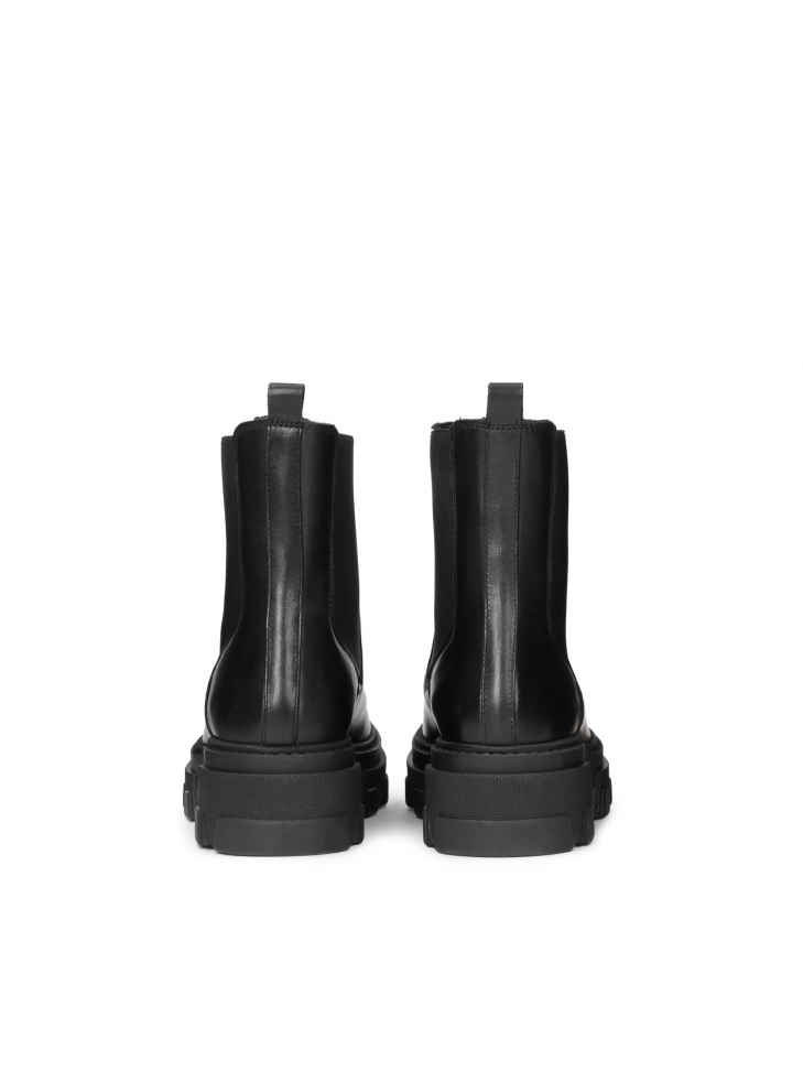 Skórzane trzewiki na grubej podeszwie z elastycznymi wstawkami