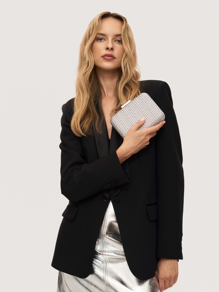 Elegancka srebrna kopertówka na łańcuszku