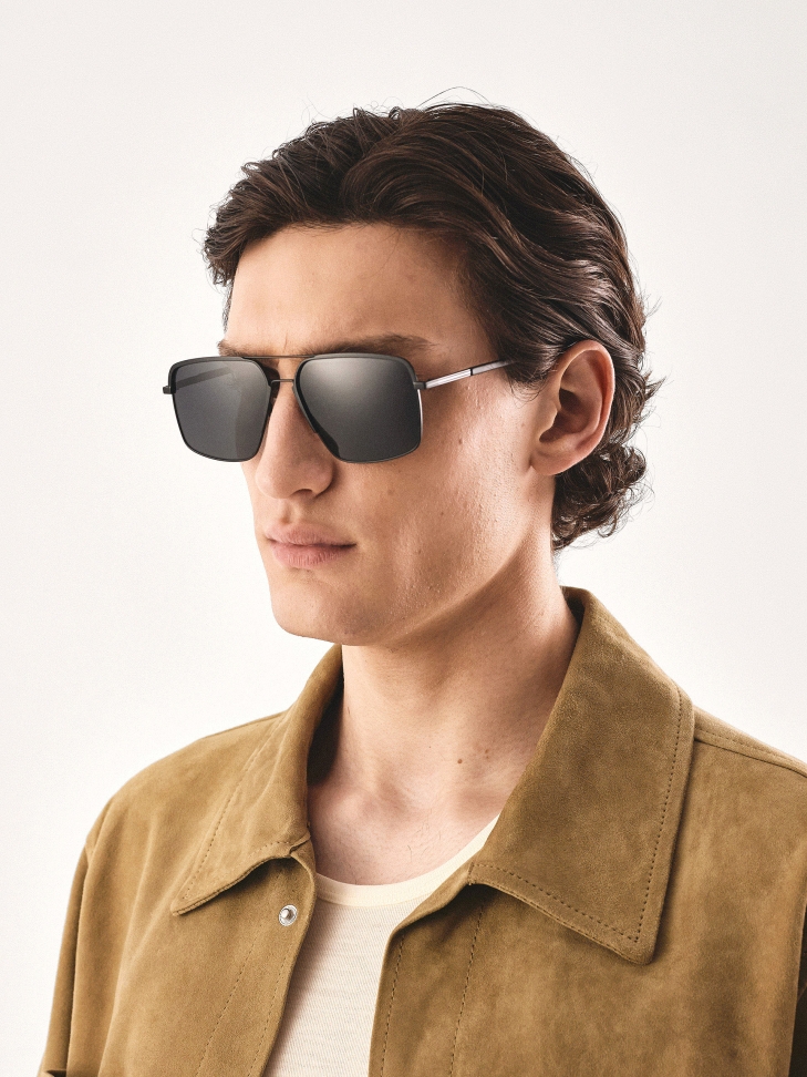 Czarne okulary z polaryzacją