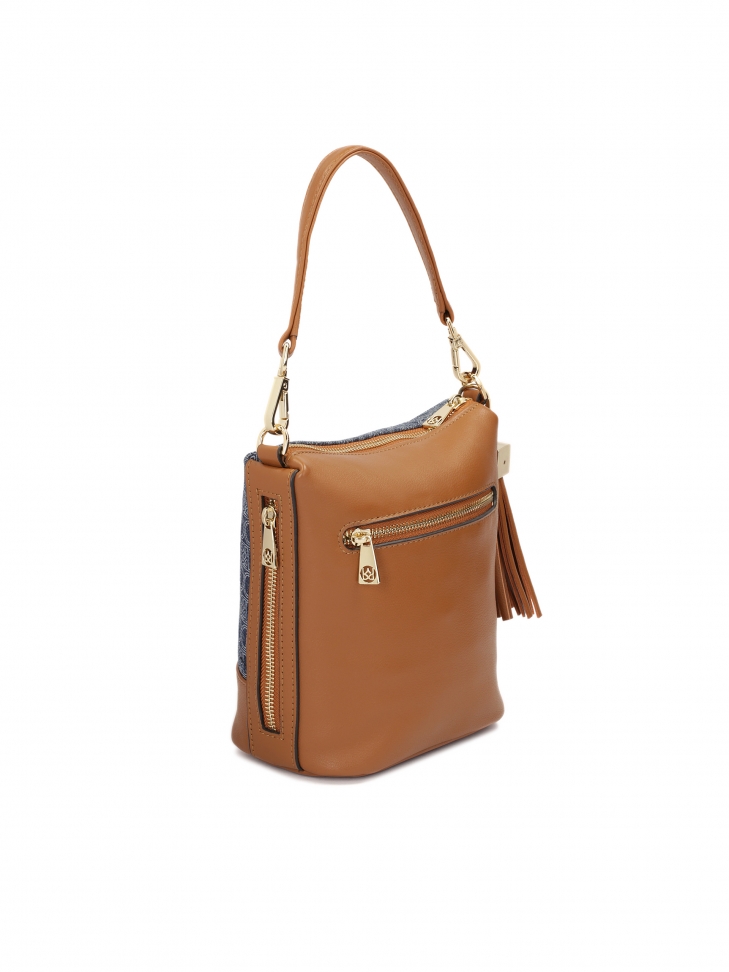 Praktyczna listonoszka ze skóry i tkaniny w monogramy KAZAR