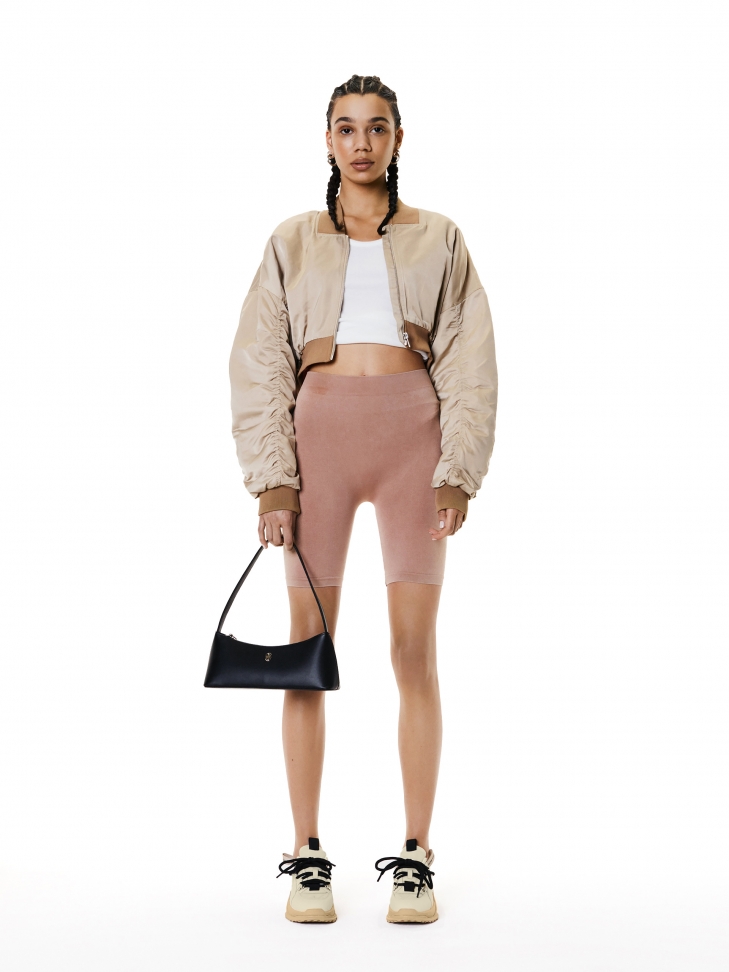 Beżowe sneakersy z łączonych materiałów