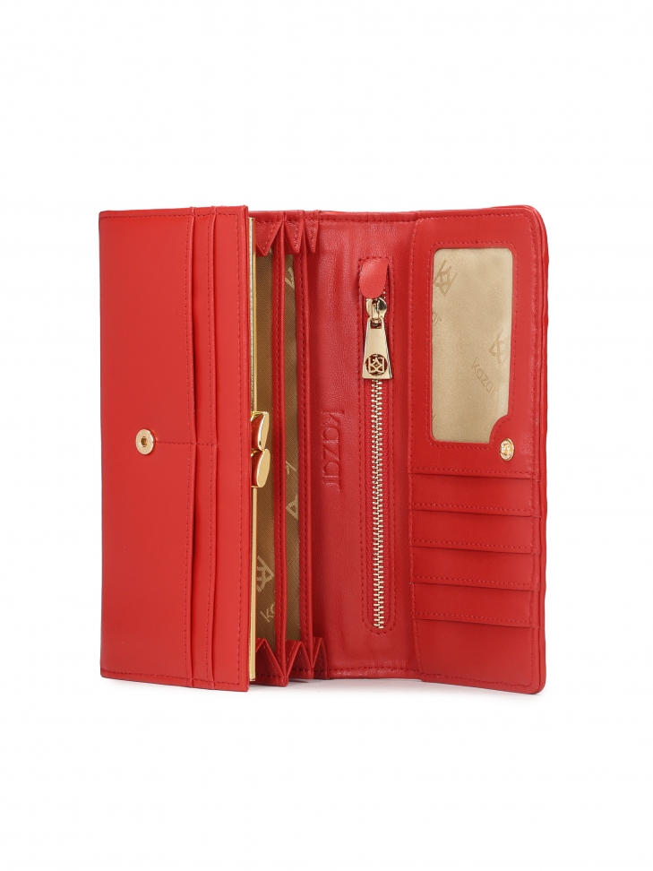 Pikowany czerwony portfel z pojemnym wnętrzem