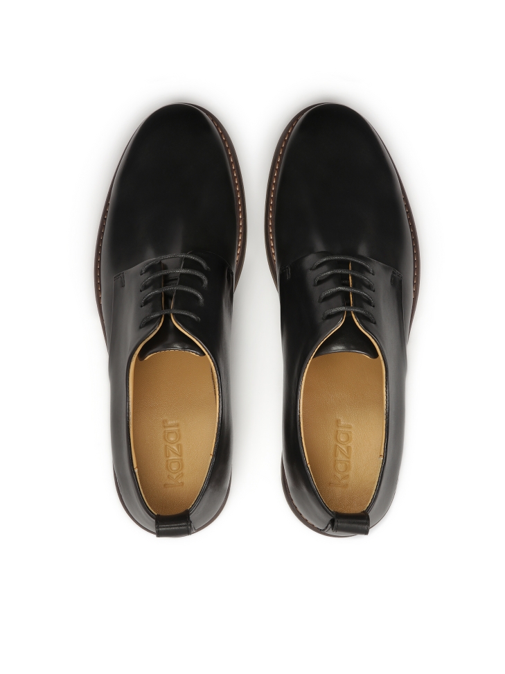 Półformalne półbuty męskie w czarnym kolorze