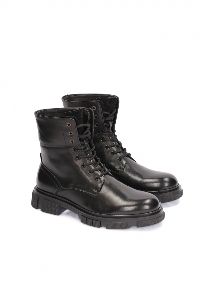 Sznurowane trzewiki z wywijaną cholewką