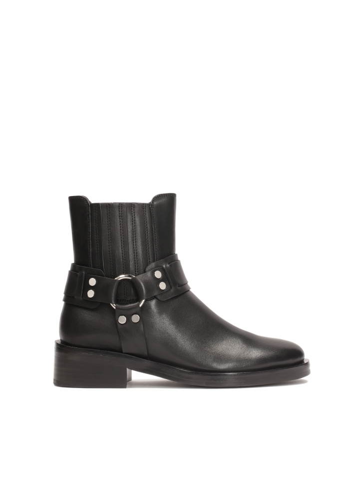 Skórzane botki w kowbojskim stylu