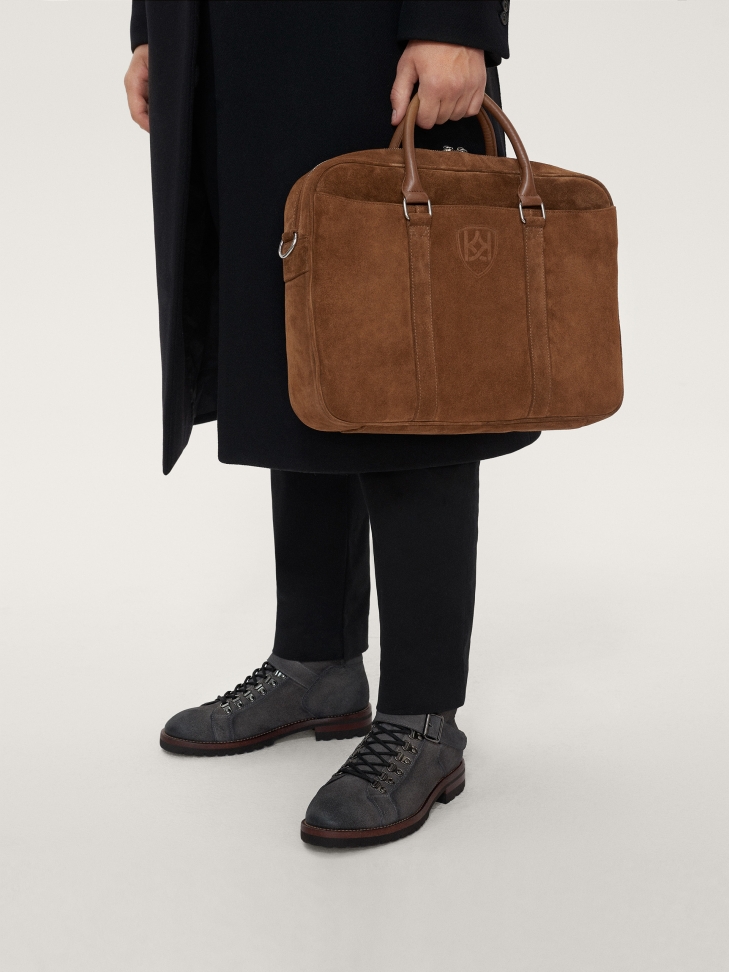 Szare trzewiki męskie z zamszu w militarnym stylu