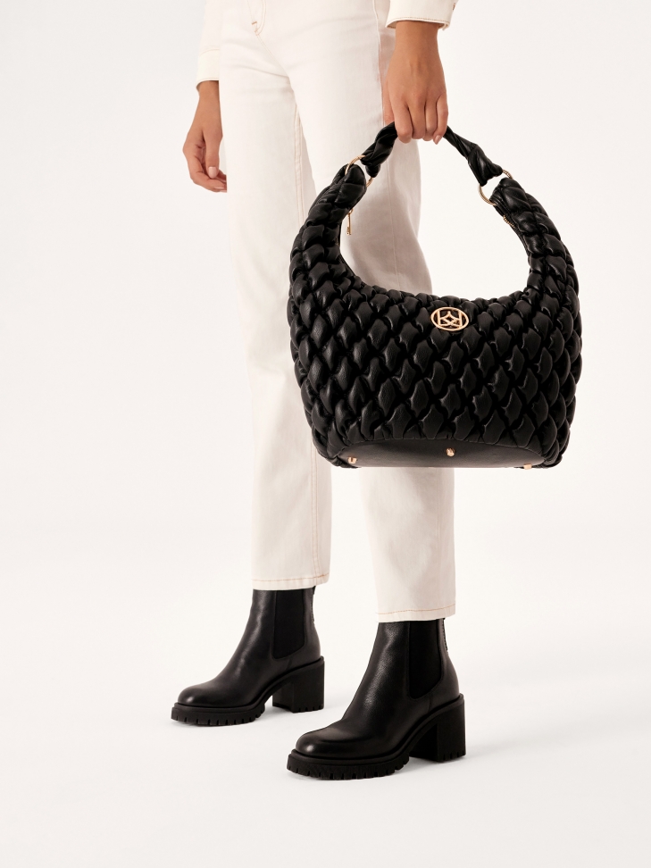 Klasyczne skórzane botki z elastycznymi wstawkami