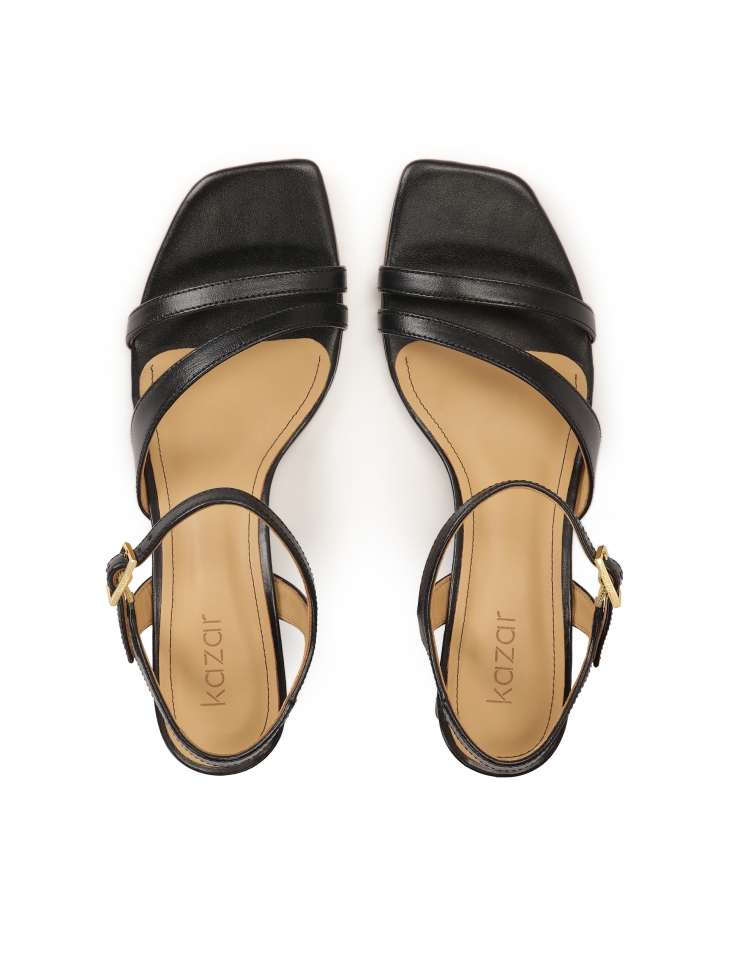 Czarne skórzane sandały na szerokim obcasie