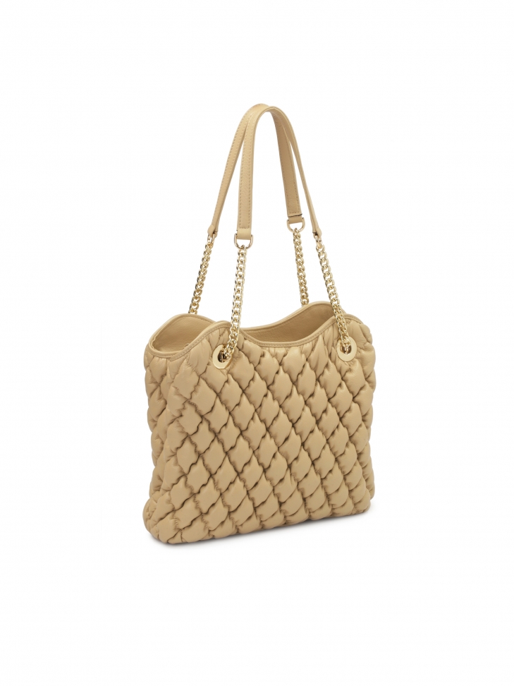 Beżowa torebka z miękkiej pikowanej skóry