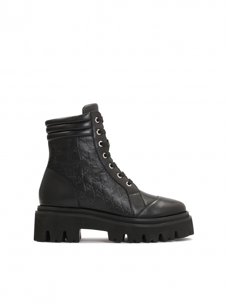 Czarne trzewiki damskie z tłoczonej i gładkiej skóry