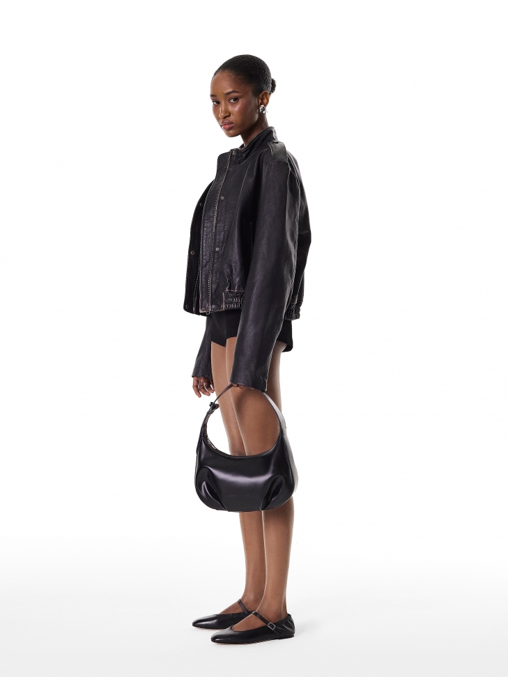 Mała czarna torebka do ręki