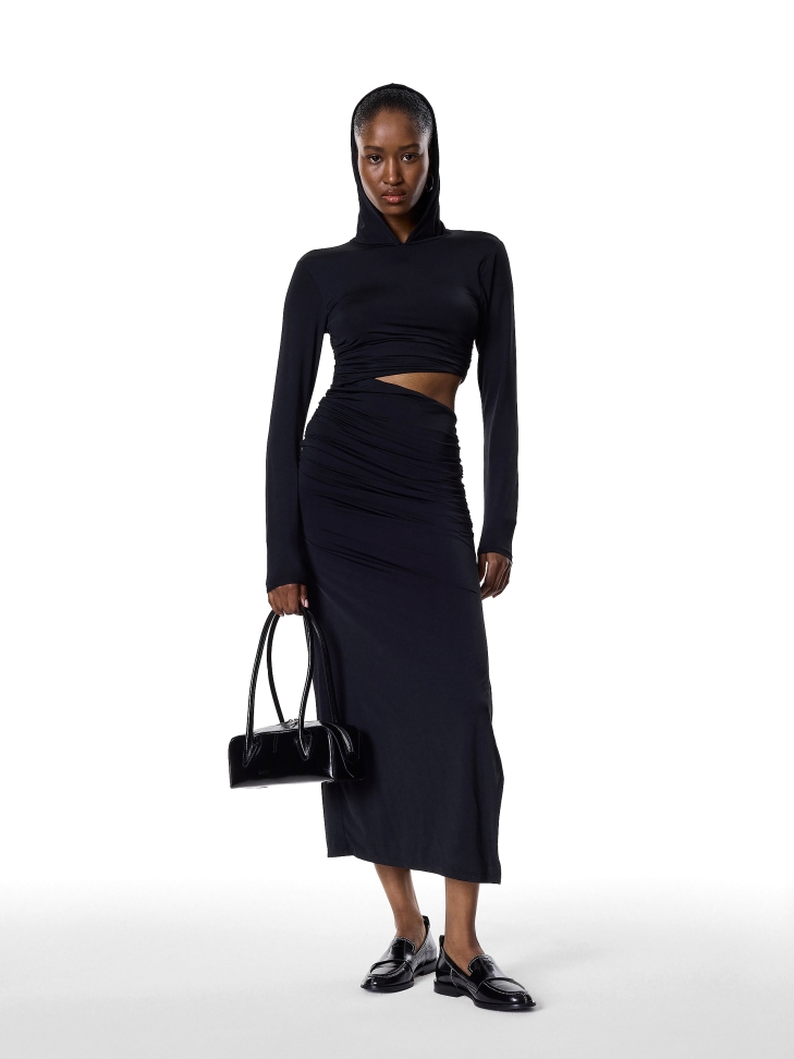 Wsuwane czarne półbuty na płaskim obcasie