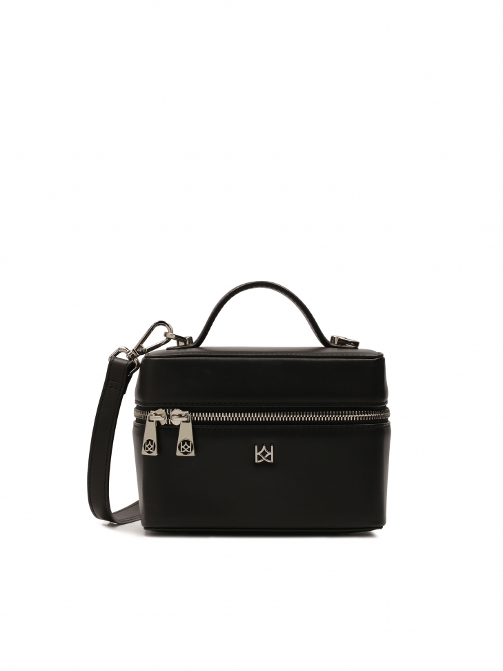 Mała skórzana kosmetyczka z paskiem