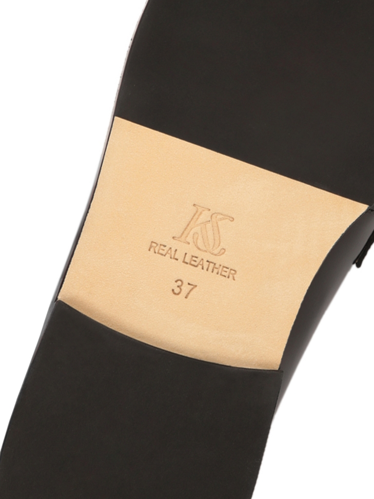 Czarne stylowe półbuty ze skóry licowej