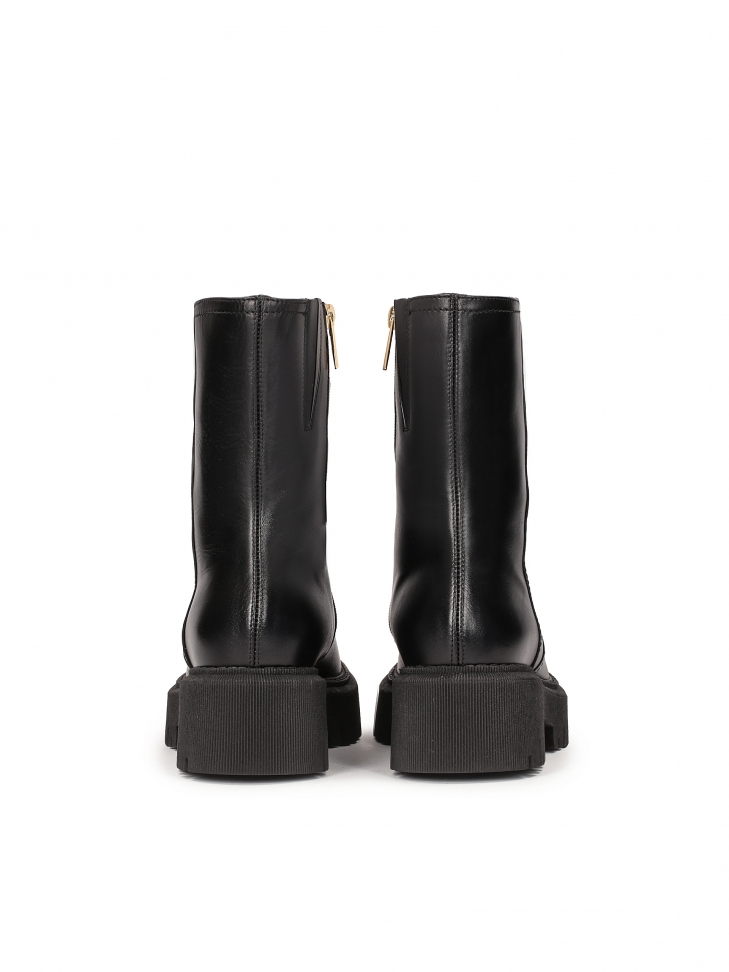 Skórzane trzewiki damskie na trepowej podeszwie