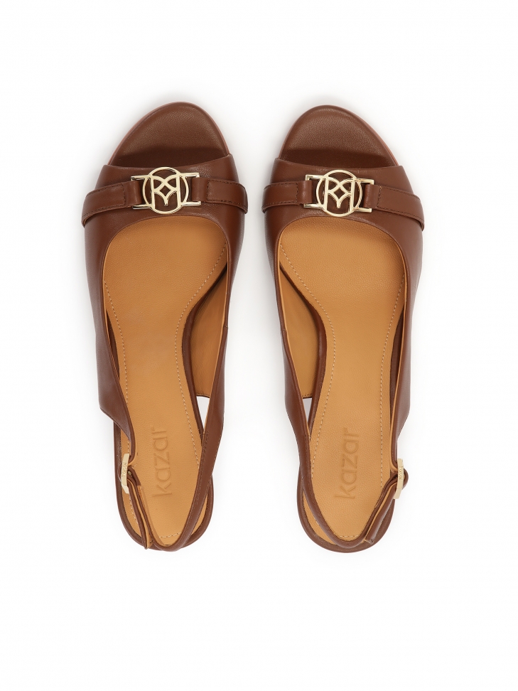 Brązowe sandały skórzane