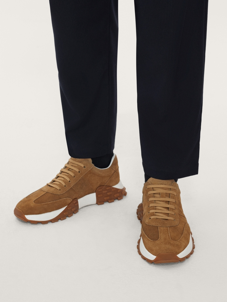 Atrakcyjne beżowe sneakersy męskie na podwyższonej podeszwie