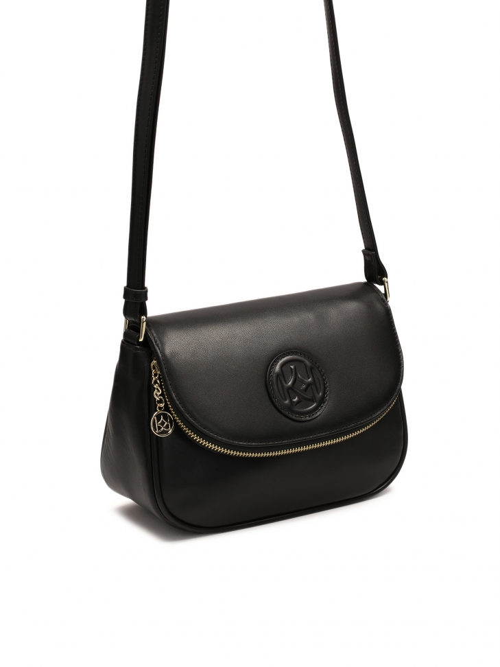 Usztywniana czarna torebka z regulowanym paskiem