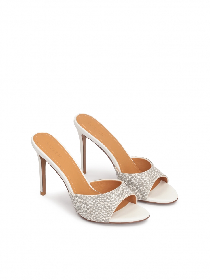 Białe skórzane klapki wedding z yształkami