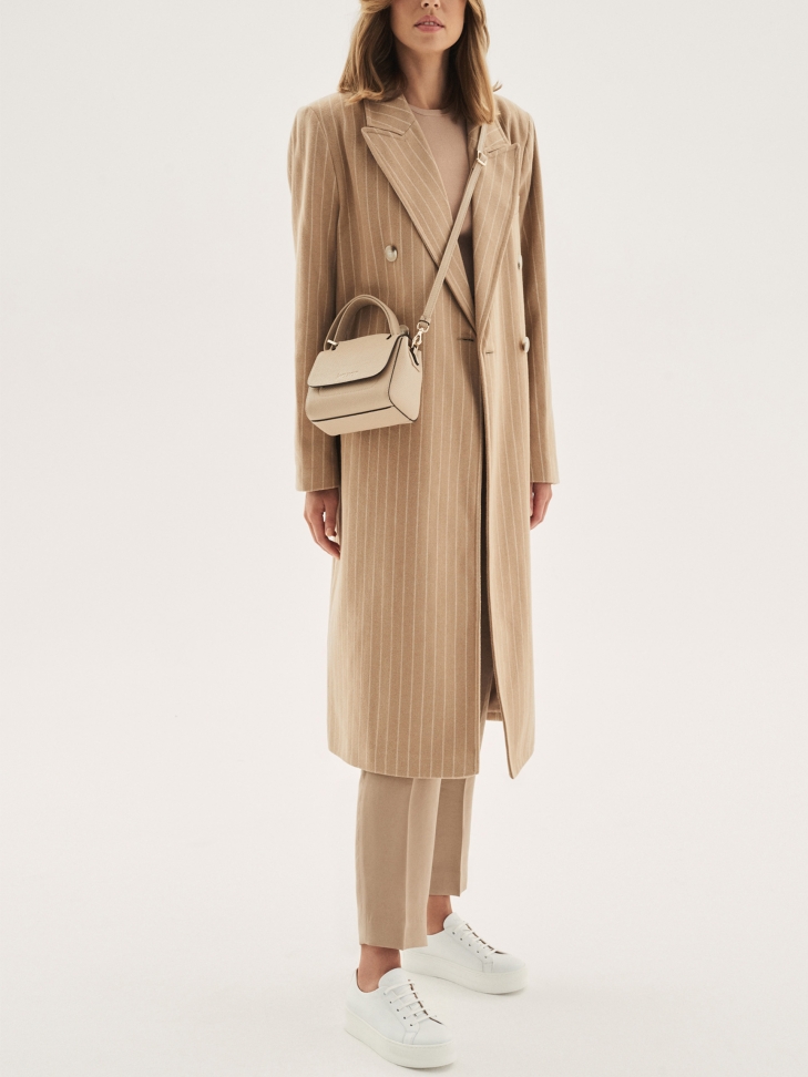 Białe sneakersy damskie