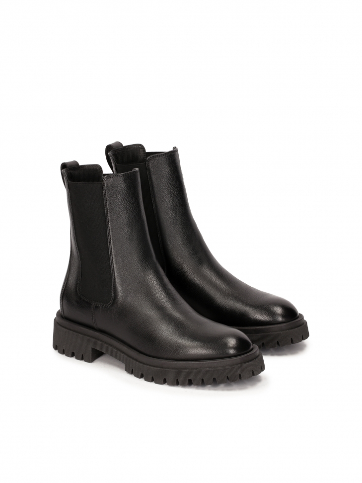 Skórzane botki typu chelsea boots