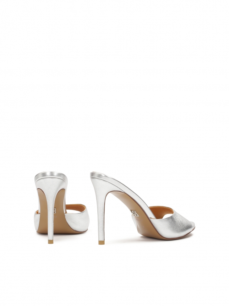 Srebrne klapki na wysokiej szpilce