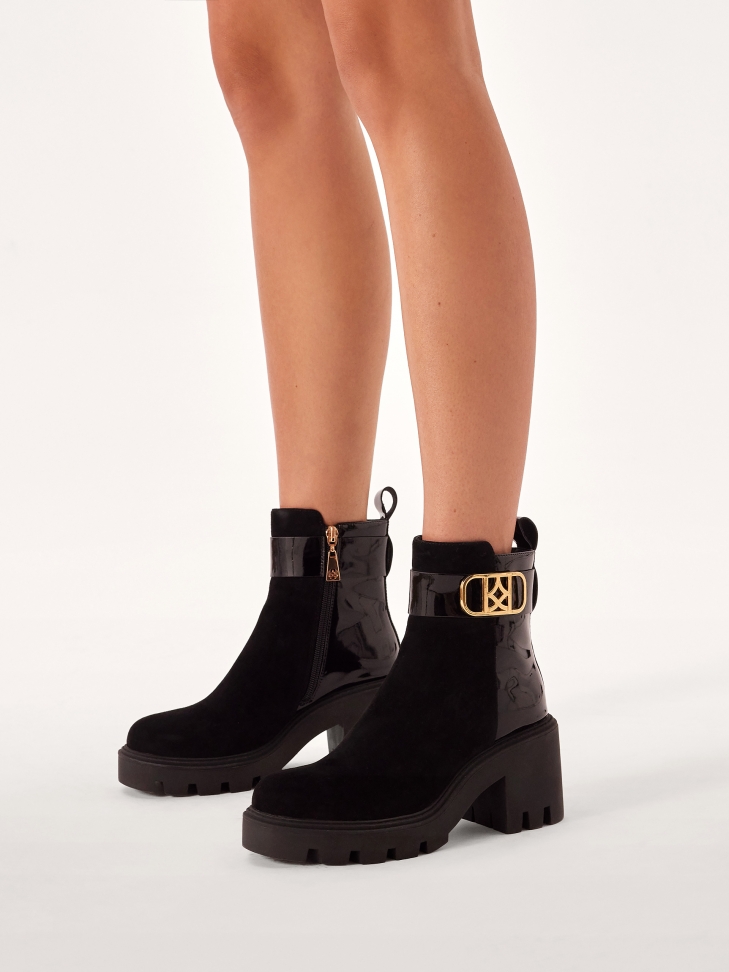 Komfortowe botki na szerokim klocku z łączonych materiałów