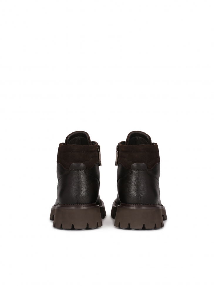 Brązowe skórzane trzewiki typu trapery