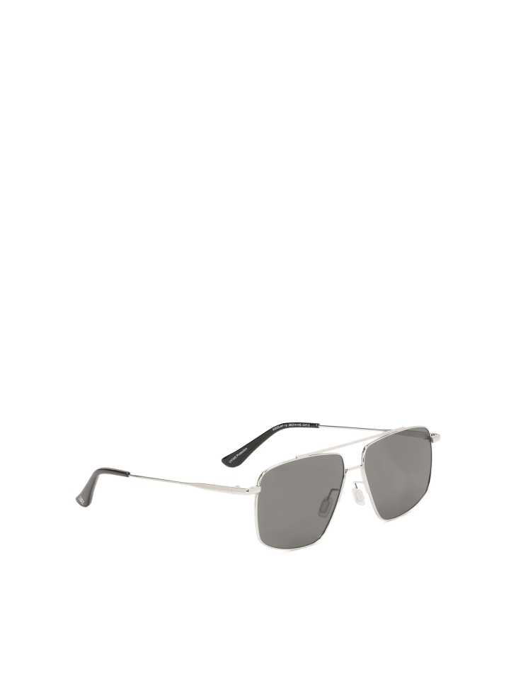 Okulary ze srebrną metalową ramką