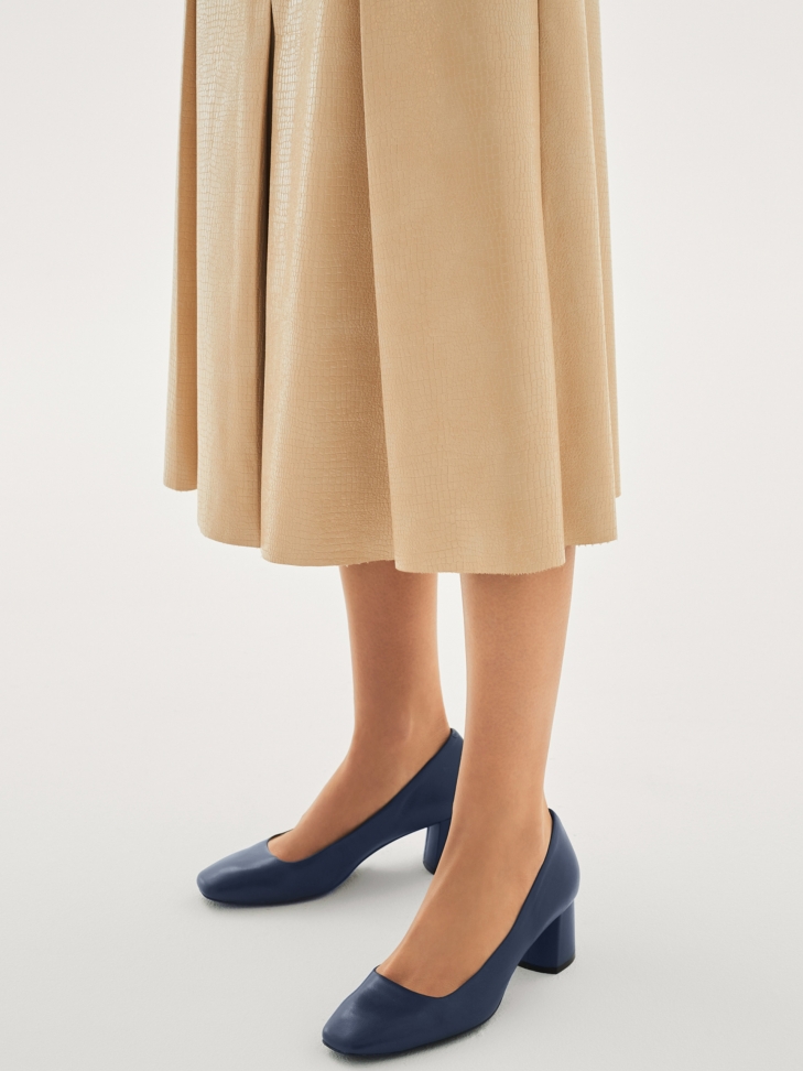 Granatowe czółenka damskie