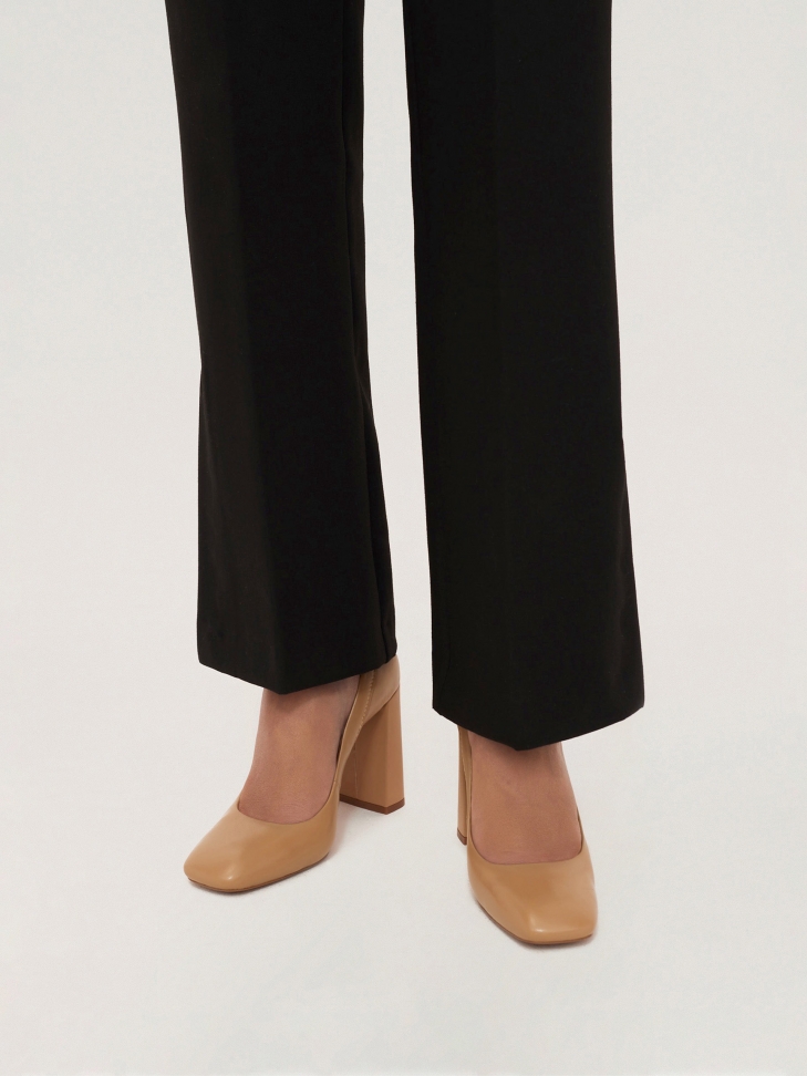 Eleganckie skórzane czółenka damskie na wysokim słupku