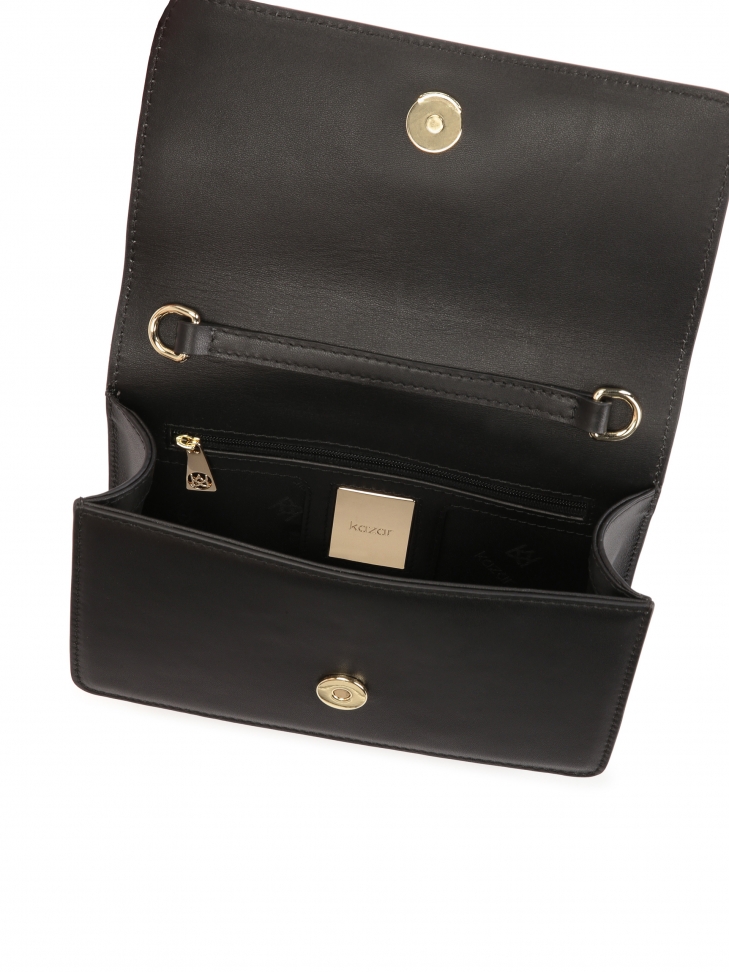 Mała czarna torebka ze skóry licowej