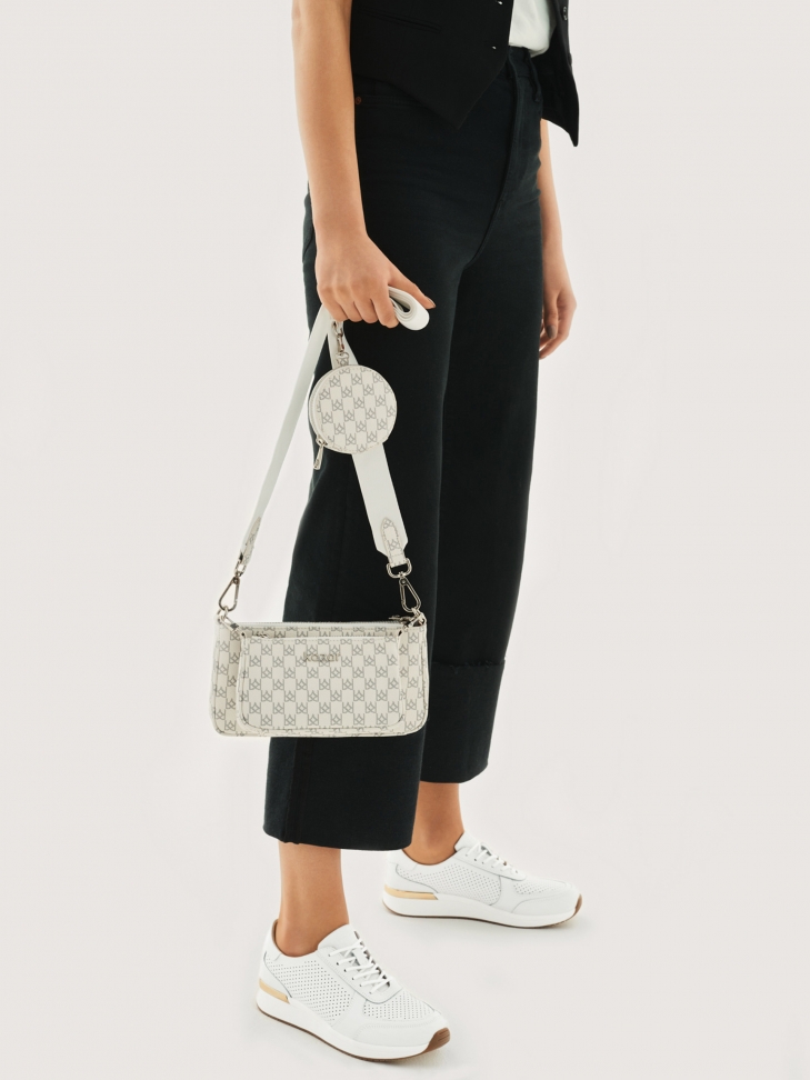 Białe sneakersy damskie