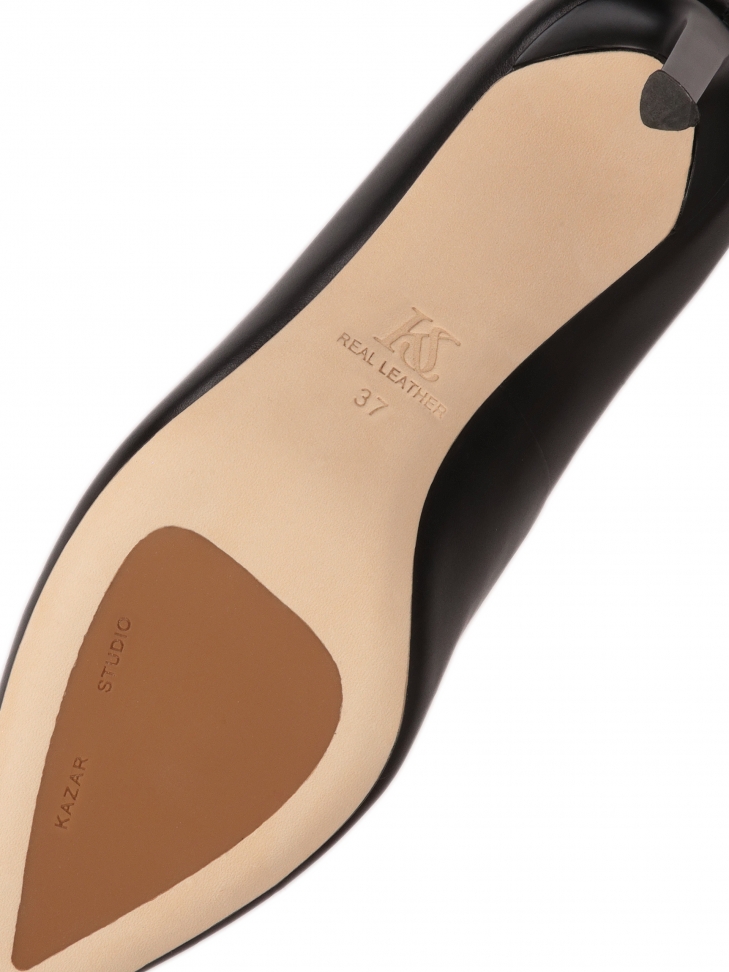 Buty na obcasie z noskiem w szpic