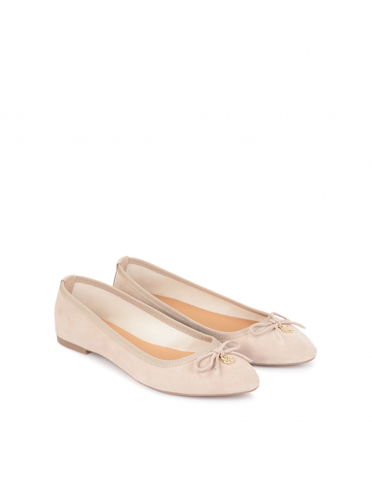 Zmaszowe baleriny z lekko zwężonym noskiem
