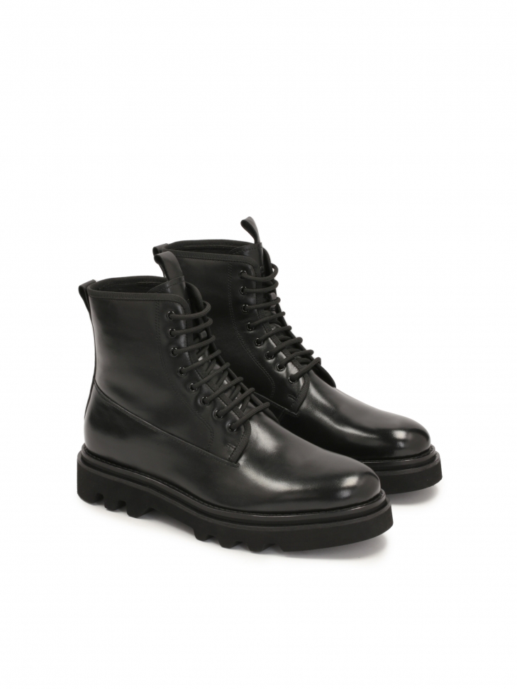 Skórzana czarne trzewiki męskie na trepowej podeszwie