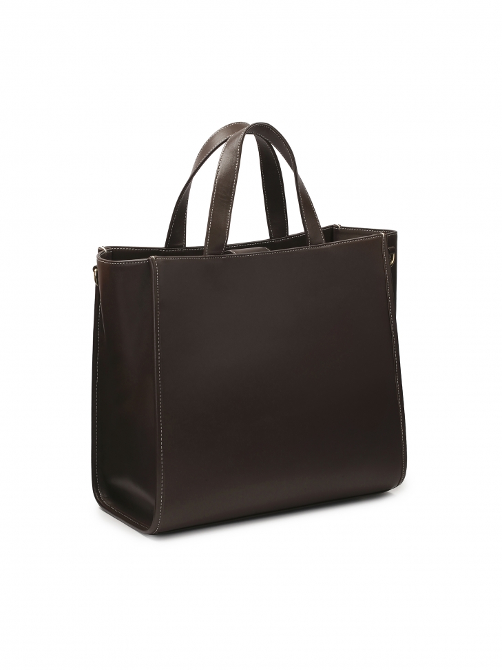 Brązowa minimalistyczna torebka