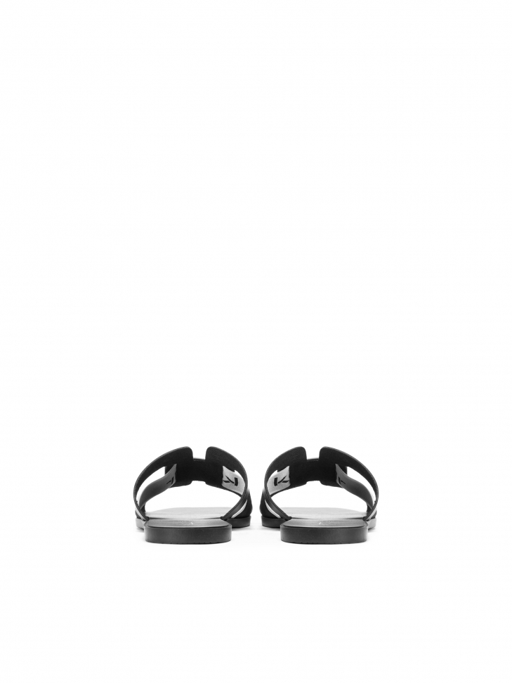 Czarne klapki damskie