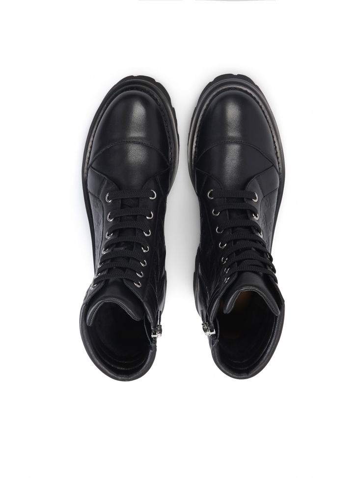 Czarne trzewiki damskie z tłoczonej i gładkiej skóry