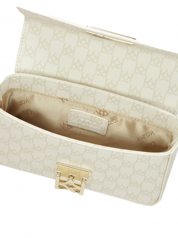 Wzorzysta mała torebka na pasku z łańcuchem