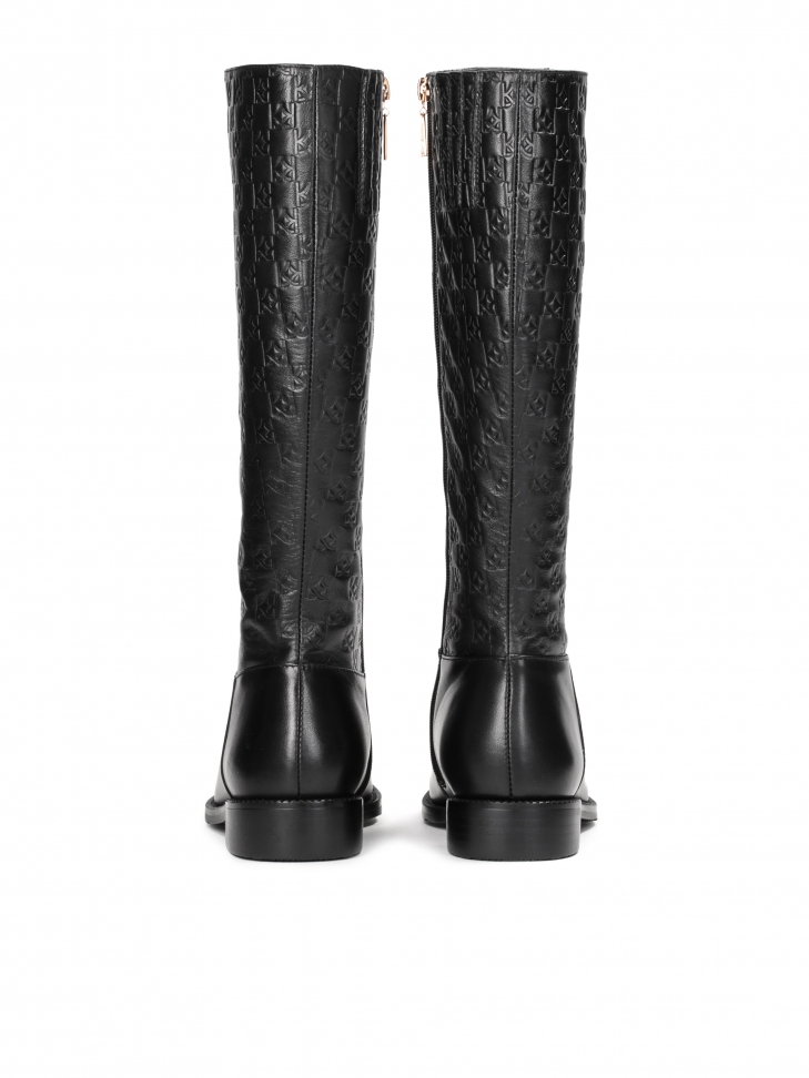 Skórzane oficerki podeślone tłoczonym wzorem