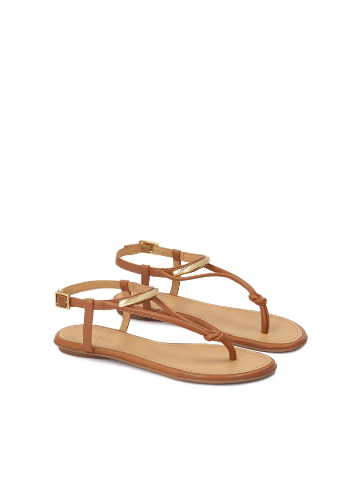 Płaskie sandały japonki z brązowej skóry