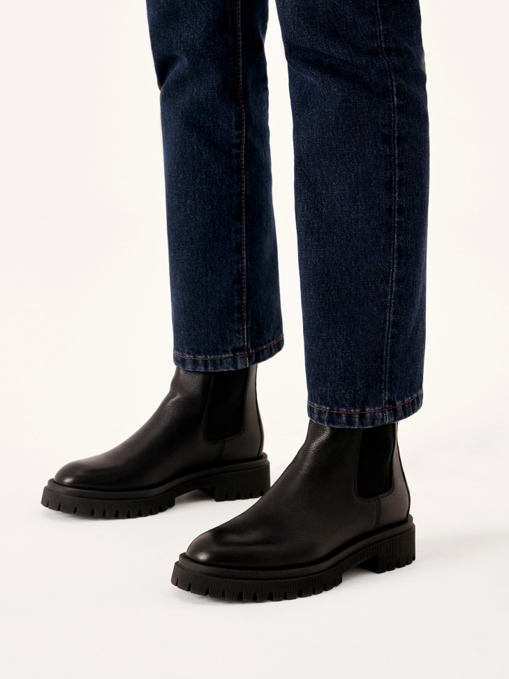 Skórzane botki typu chelsea boots