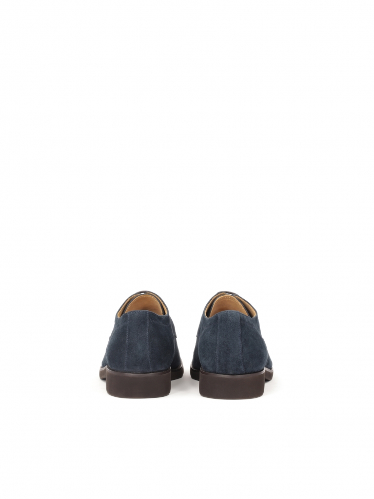 Granatowe półbuty z zamszu w minimalistycznym stylu