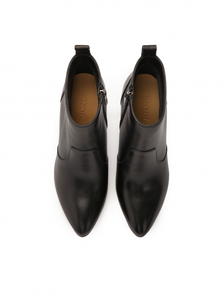 Ponadczasowe czarne botki na smukłej szpilce