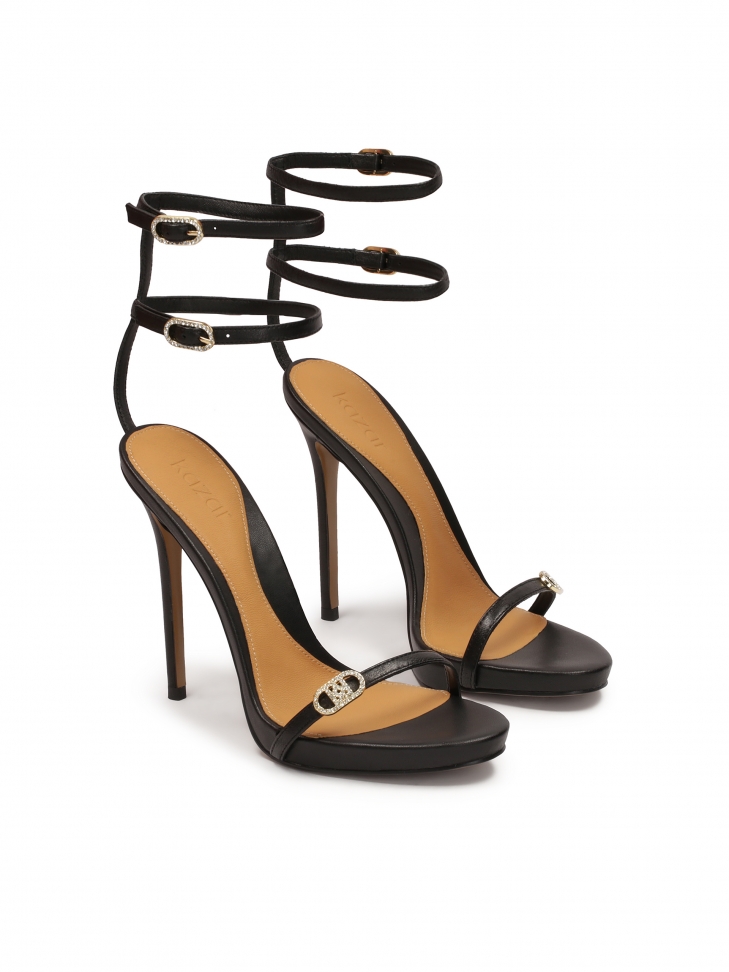 Eleganckie sandały z cienkimi paskami