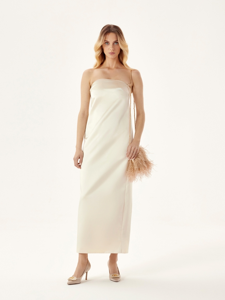 Zdobione ślubne czółenka z beżowej tkaniny