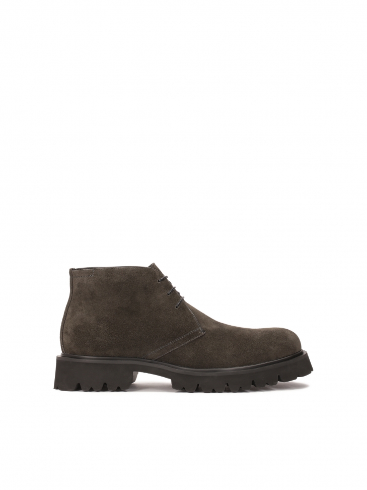 Zamszowe trzewiki męskie na trepowej podeszwie