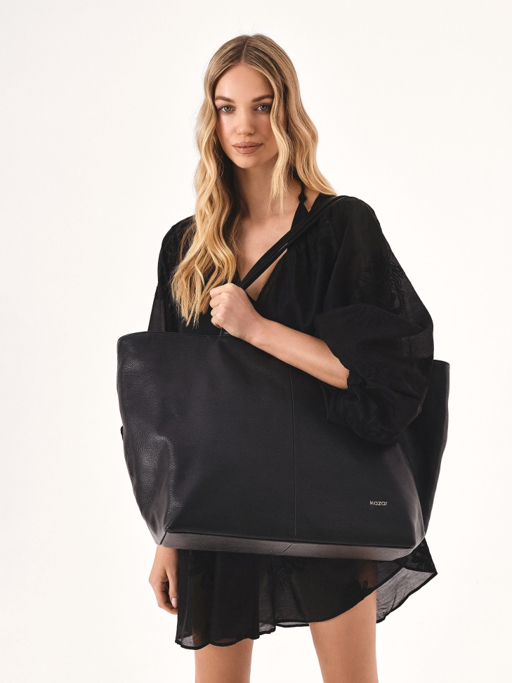 Duża czarna torebka na ramię z odpinaną saszetką